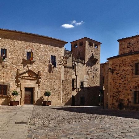 Adama Apartamento Turistico Касерес Екстер'єр фото