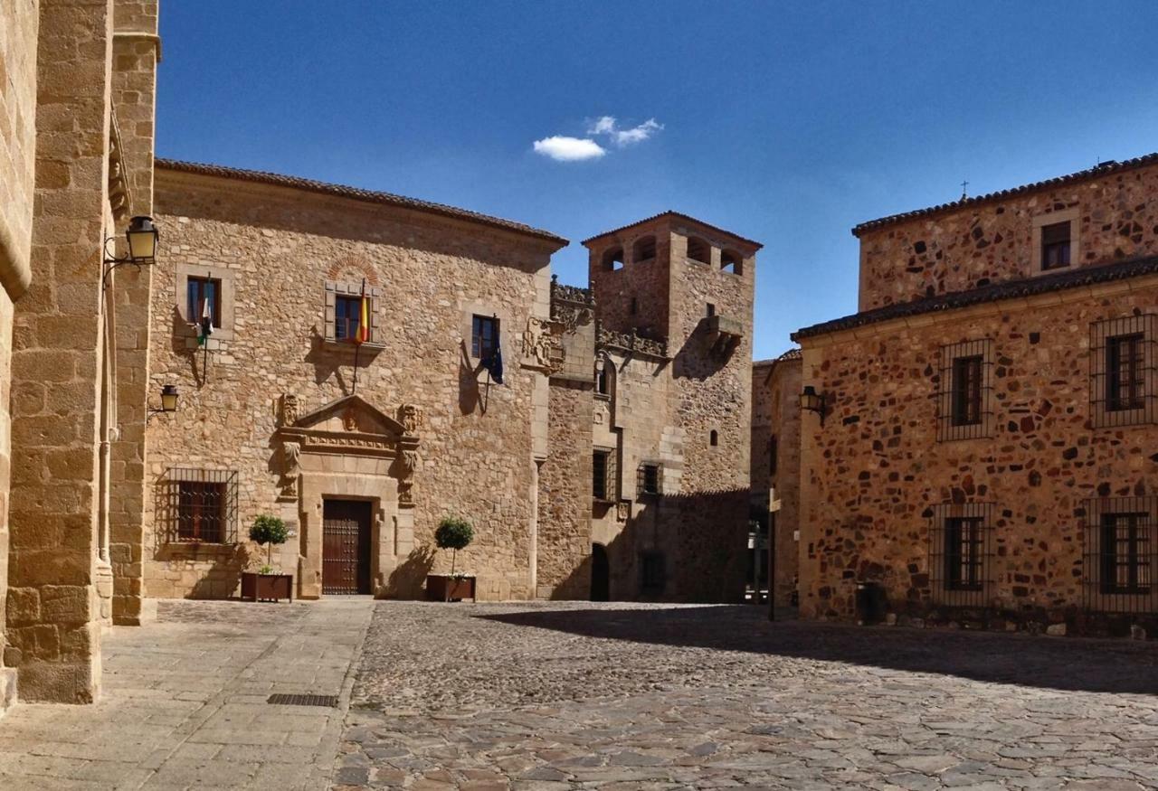 Adama Apartamento Turistico Касерес Екстер'єр фото