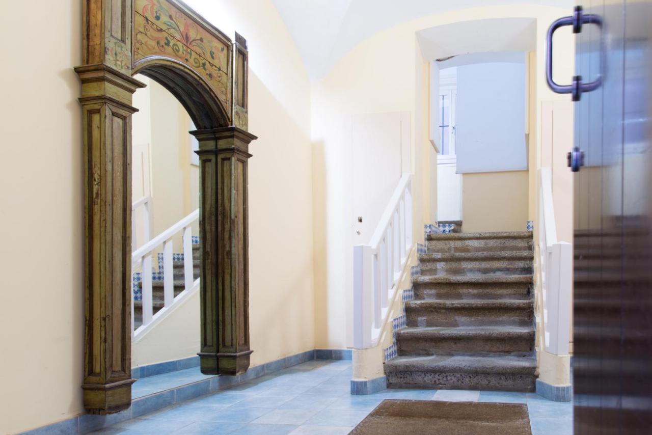 Adama Apartamento Turistico Касерес Номер фото